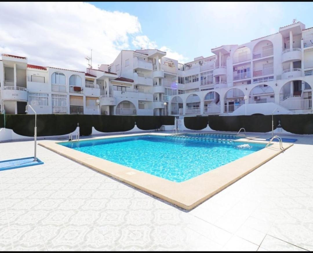 Brand New Apartment. 400 Meters Best Beach ตอร์เรเวียคา ภายนอก รูปภาพ